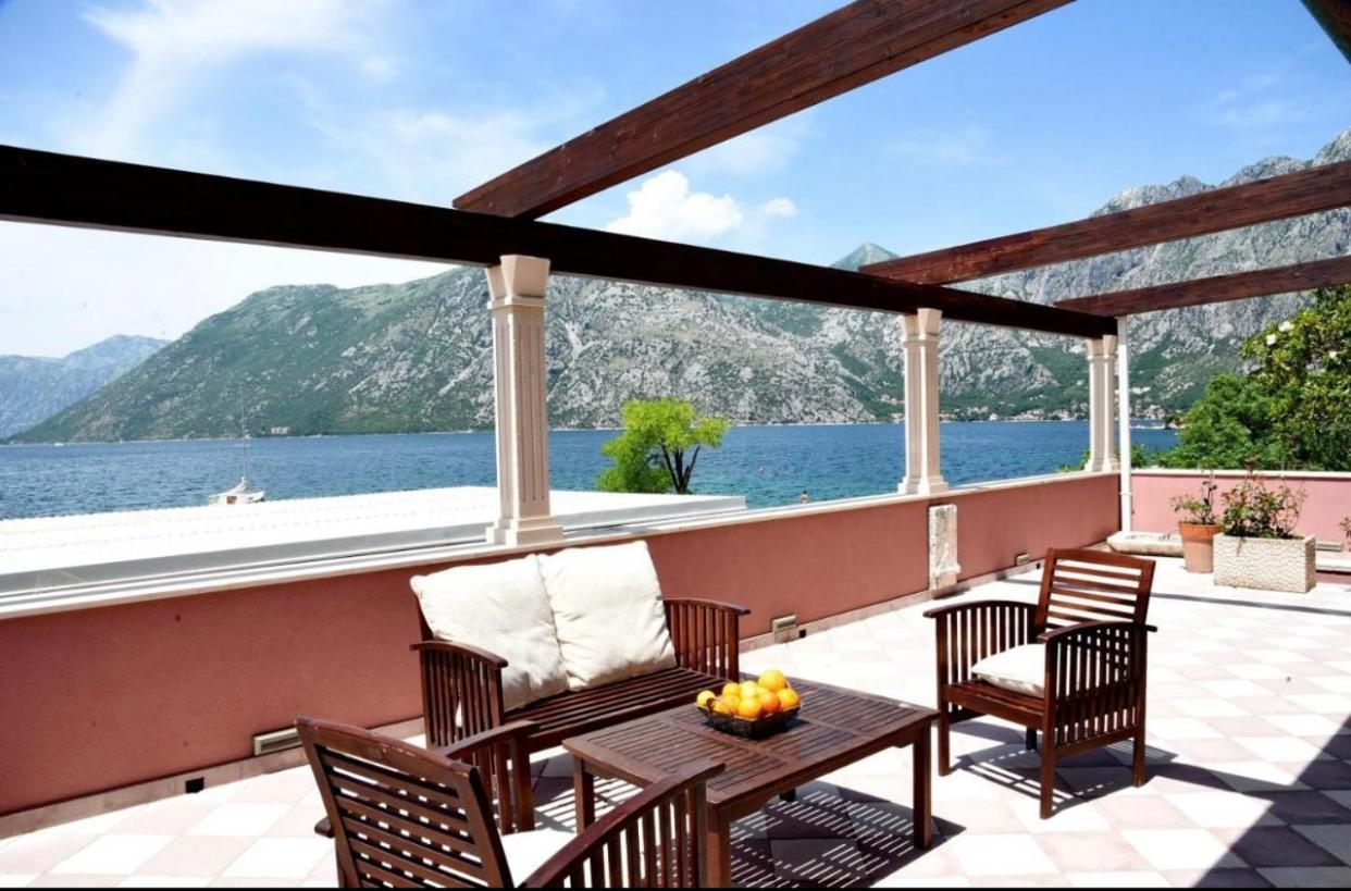 Apartments Barba Kotor Exterior photo