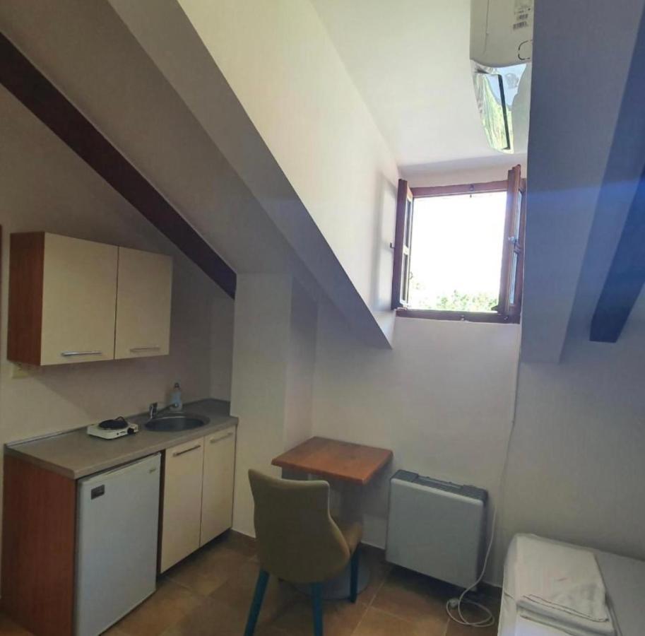 Apartments Barba Kotor Exterior photo